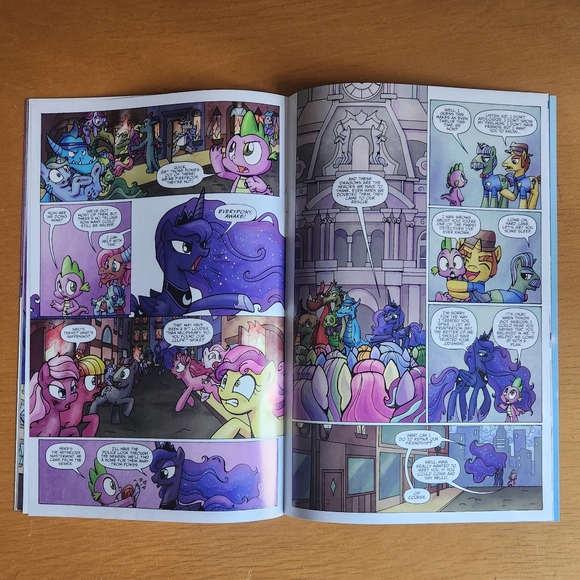 My Little Pony Friends Forever #14, & Halloween - Comic Books (Lot of 2) - Picture 11 of 11